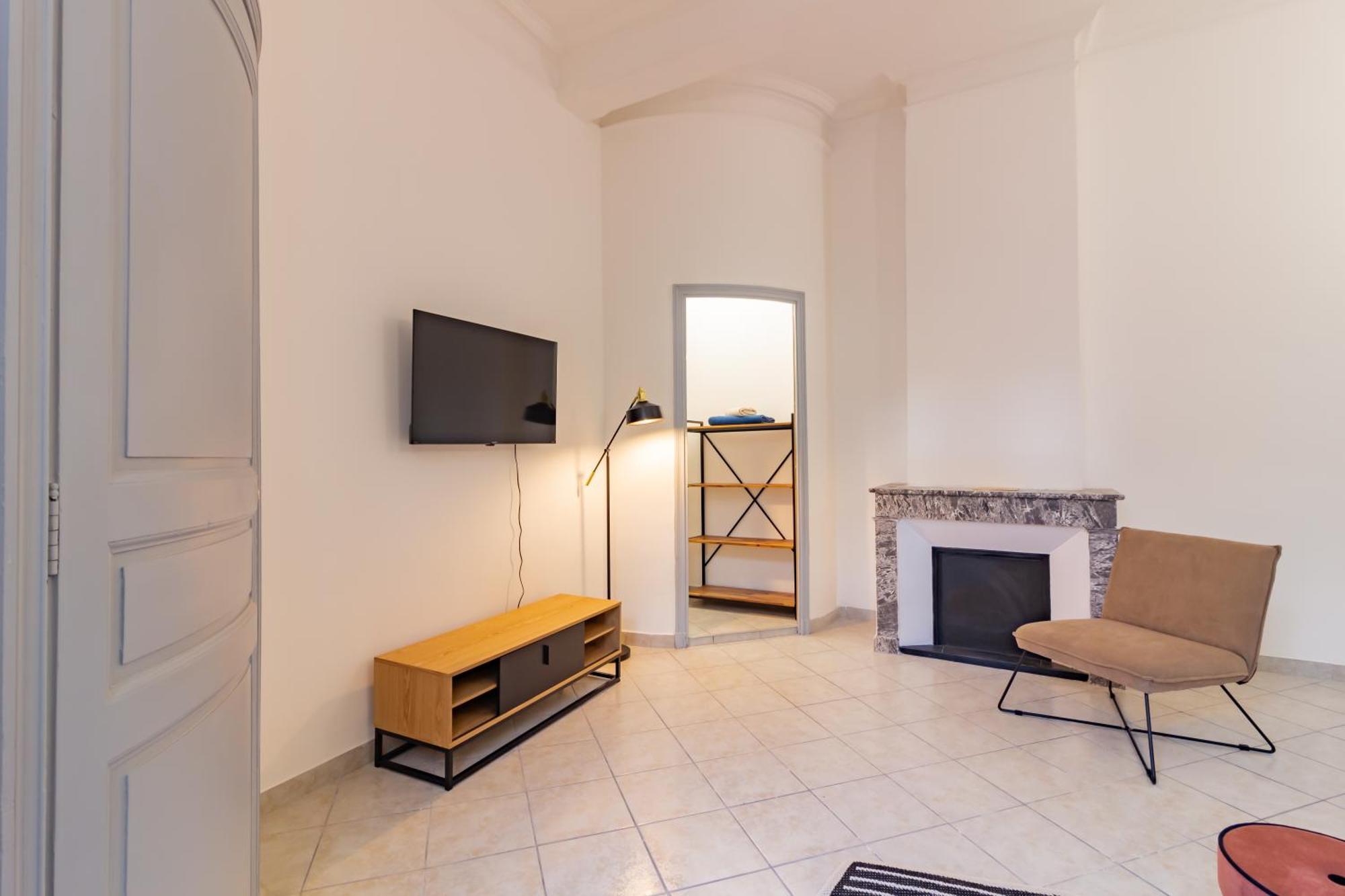 Spacieux Appartement En Plein Coeur De Béziers Dış mekan fotoğraf